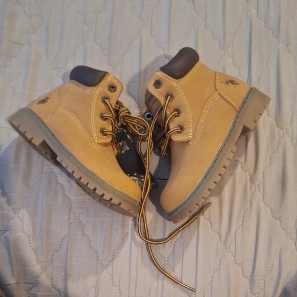 U.S. Polo Assn. Tan Kids Boots,  9c - Picture 1 of 5